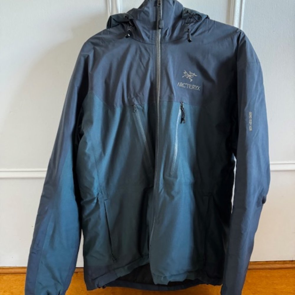 RARE Arcteryx Men's Waterproof Jacket Vintage